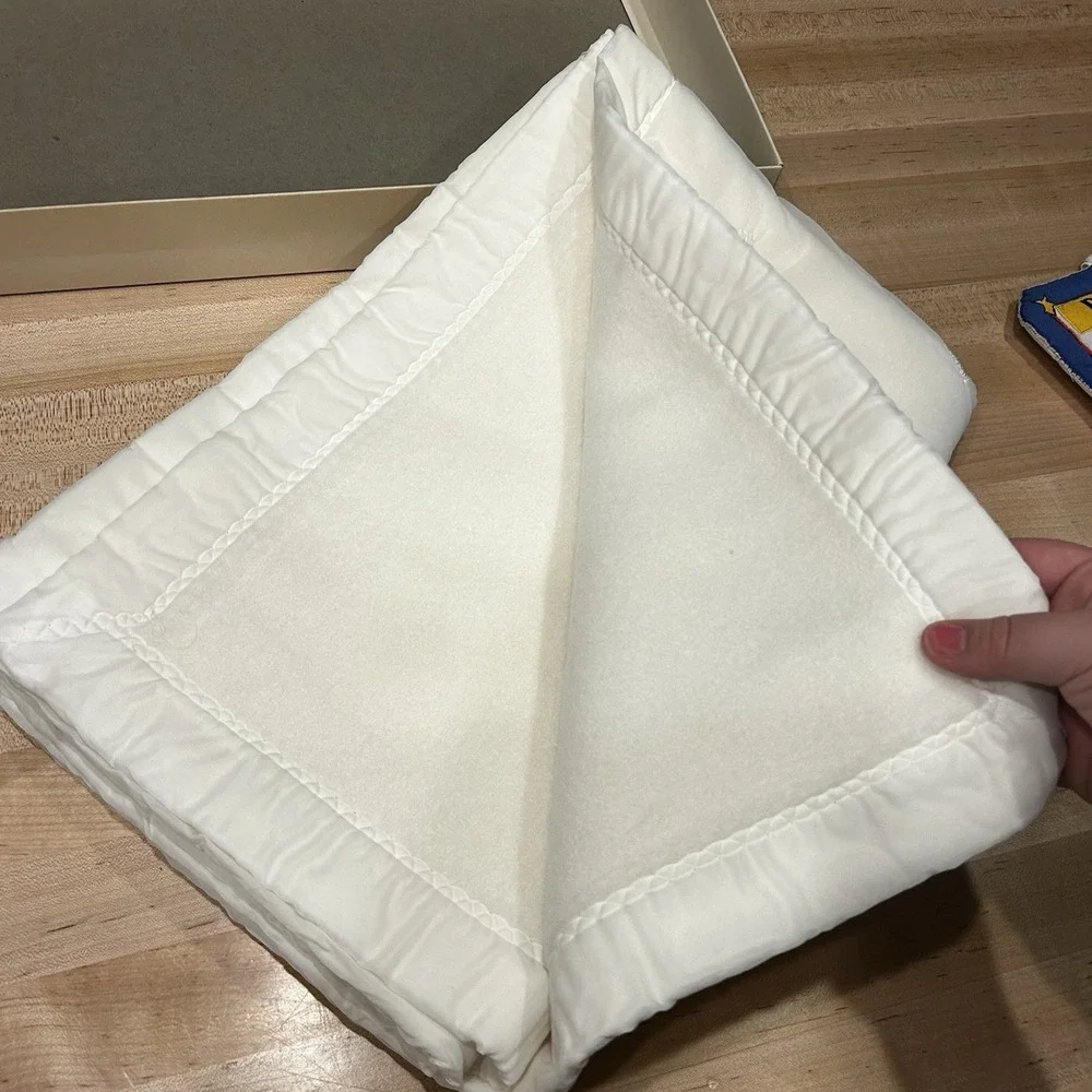 Vintage QUILTEX Nylon Baby Blanket Satin Binding w/Union Label - New In Box